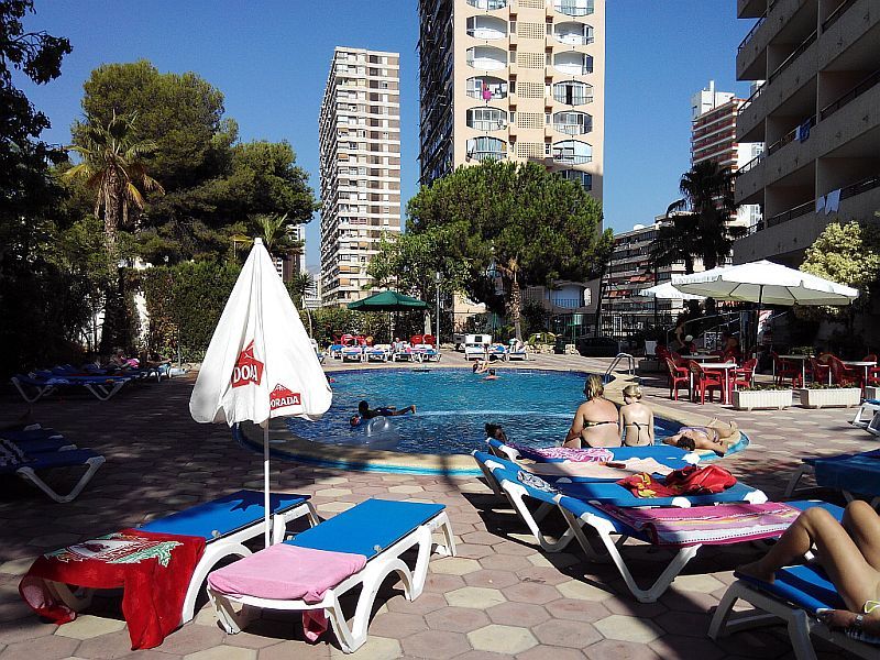 Halley Hotel & Apartments Affiliated By Melia Benidorm Exterior foto